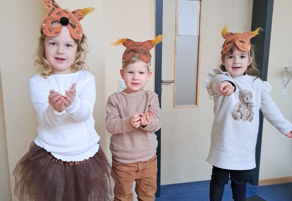 Lichter, Lieder, Applaus – so schön war das Martinsfest in der Kita "Elblandzwerge"