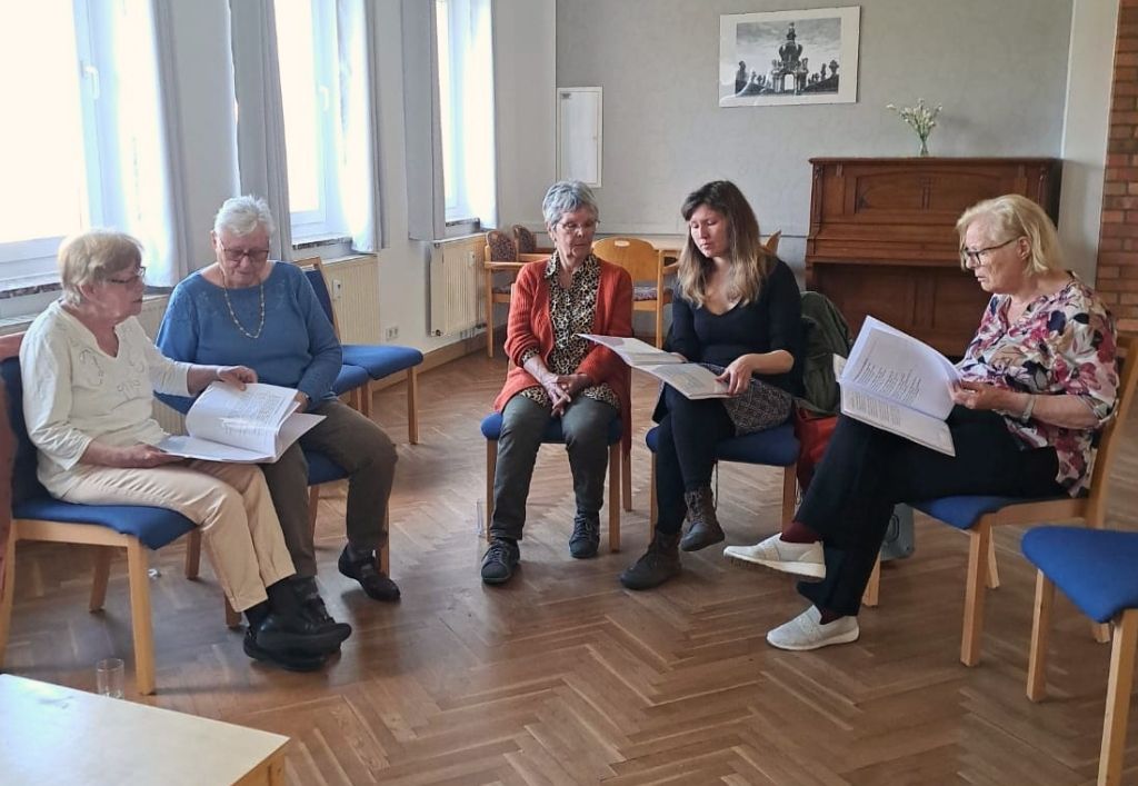 Gemeinsam singen im Haus der Generationen – SingTreff für Jung und Alt