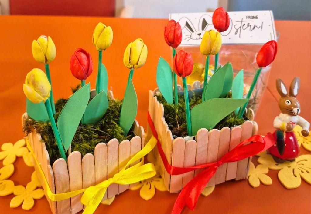 Frühlingsbasteln mit kreativen Ideen in der Tagespflege Radeberg