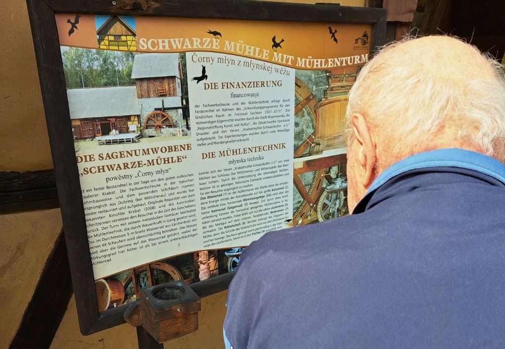 Mythen, Mühle, Buttermilchplinsen – ein Ausflug des Pflegeheim Bernsdorf, der begeisterte