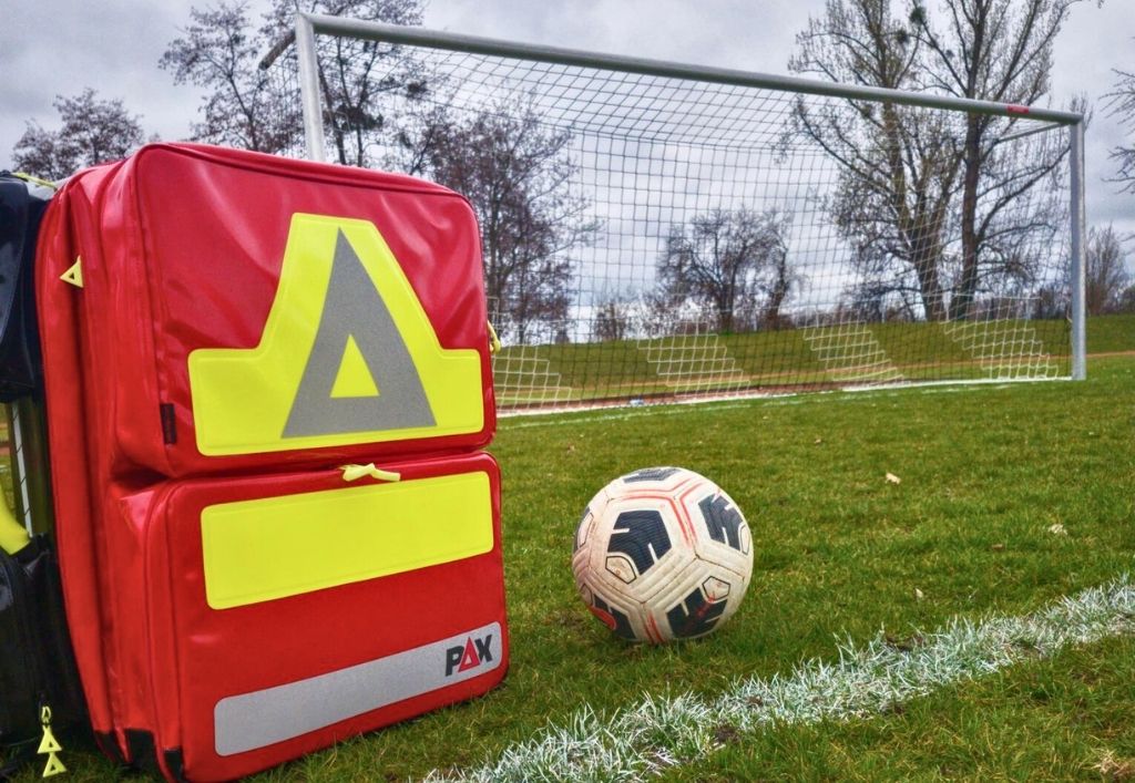Sicherheit am Spielfeldrand: Sanitätsdienst beim Nachwuchs-Fußball