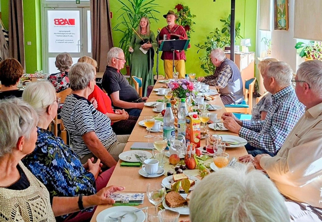 Wein, Weib und Gesang Begegnungs-& Beratungszentrum „Am Friedensstein“